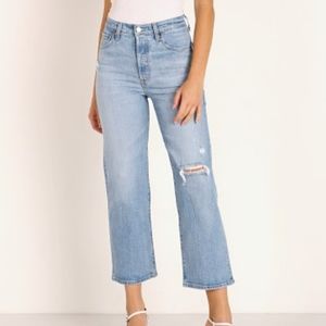 NWT Levi's Ribcage Straight Light Destroyed Ankle Jean Size 26